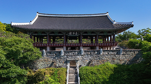 촉석루, 든든한 역사적 배경을 품은 힙한 공간