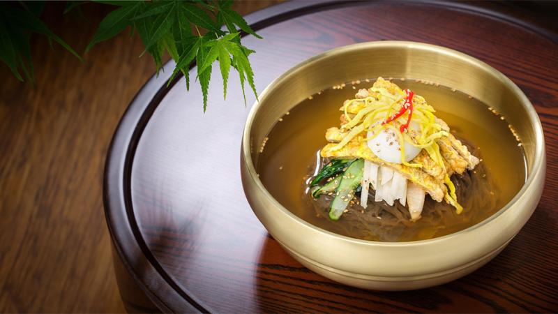 북쪽에는 평양냉면, 남쪽에는 진주냉면 진주냉면 로드