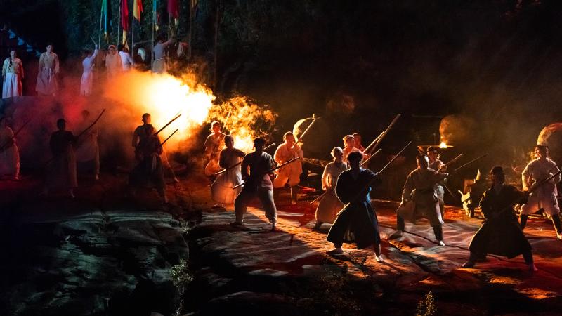 우리 삶과 문화를 아우르는 빛, 극단현장